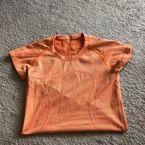 Size 4 rare neon orange lulu shirt!